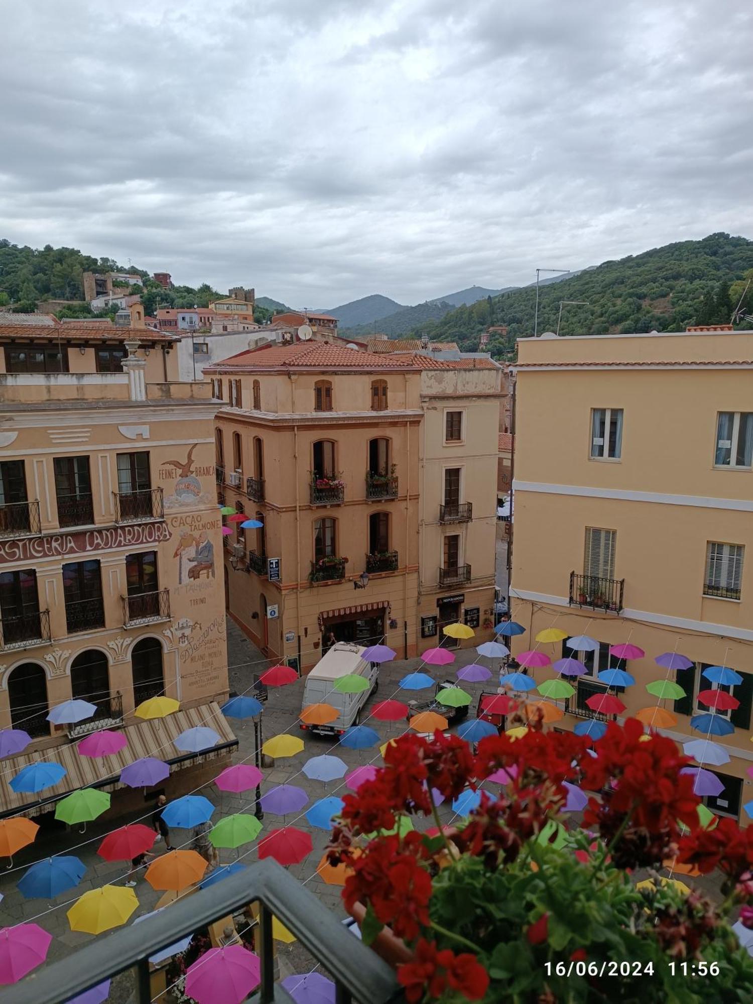 Hotel Vico Nobilioni Iglesias Exterior foto